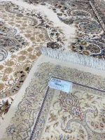 فرش ابریشم کرمان کرم کد 5147