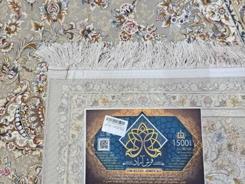 فرش سالاری آکریلیک صدفی 1500 شانه، 4500 تراکم سالاری صدفی